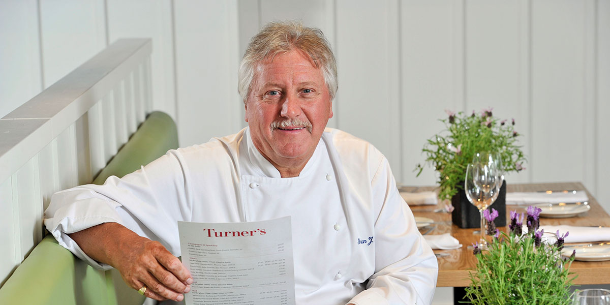 BRIAN TURNER’S favourite British recipes Brian Turner's Favourite British Recipes: Classic Dishes
